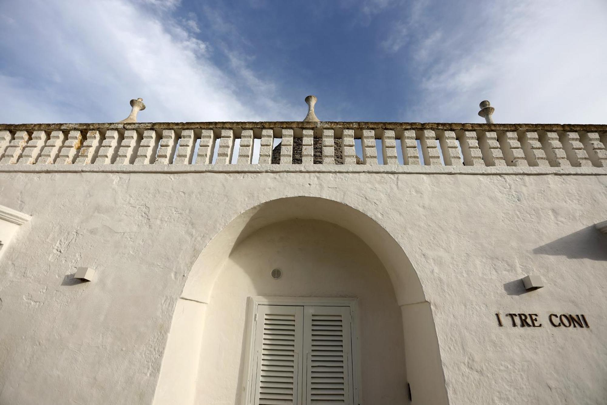 I Tre Coni By Acqua Di Puglia Bed and Breakfast Locorotondo Exteriör bild